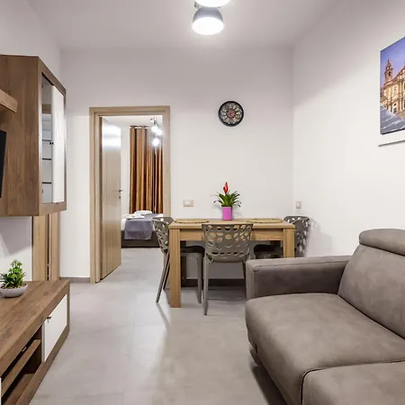 G E B Apartment *